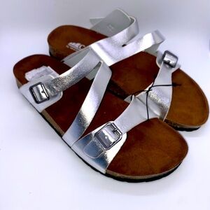 Cliffs by White Mountain Silver Metallic Slip On Sandals size 9.5W NEW